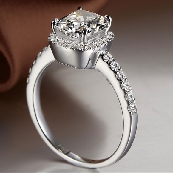 18K White Gold Filled Created Sapphire 💍Ring - Picture 9 of 9